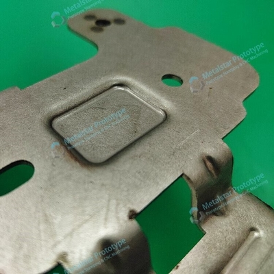 2.0mm SPFH590 การผลิตแผ่นโลหะตามสั่งที่ใช้สําหรับรถยนต์